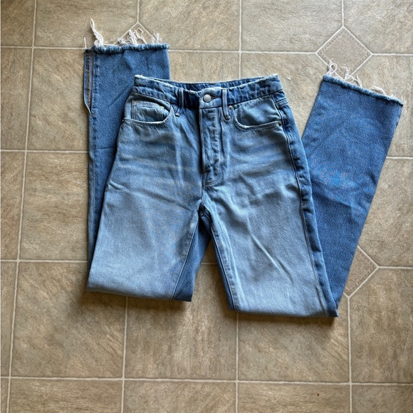 Good American Two Tone Jeans - Picture 4 of 6